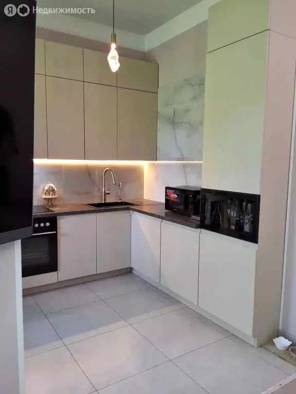 3-комнатная квартира: Чита, улица Бутина, 44 (72 м) - Фото 1