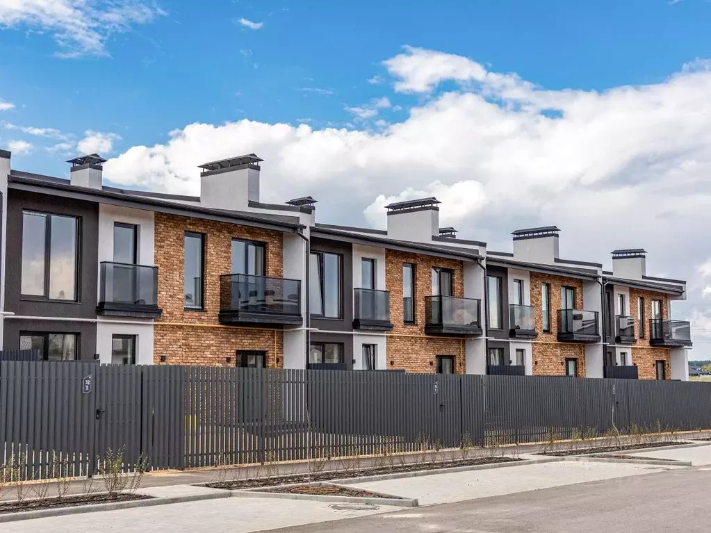 Таунхаус в Воронежская область, Рамонский район, Яменское с/пос, д. ... - Фото 1