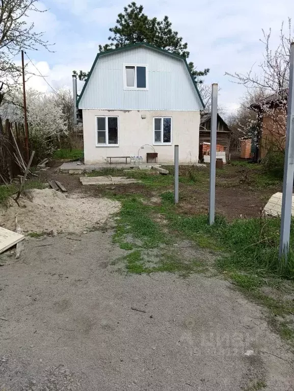 Дом в Ростовская область, Ростов-на-Дону ул. Каратаева (50 м) - Фото 0