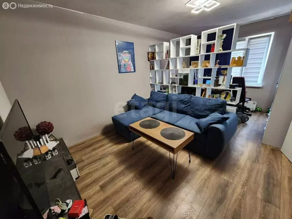 1-комнатная квартира: Калининград, Пригородная улица, 13к5 (36.2 м) - Фото 1