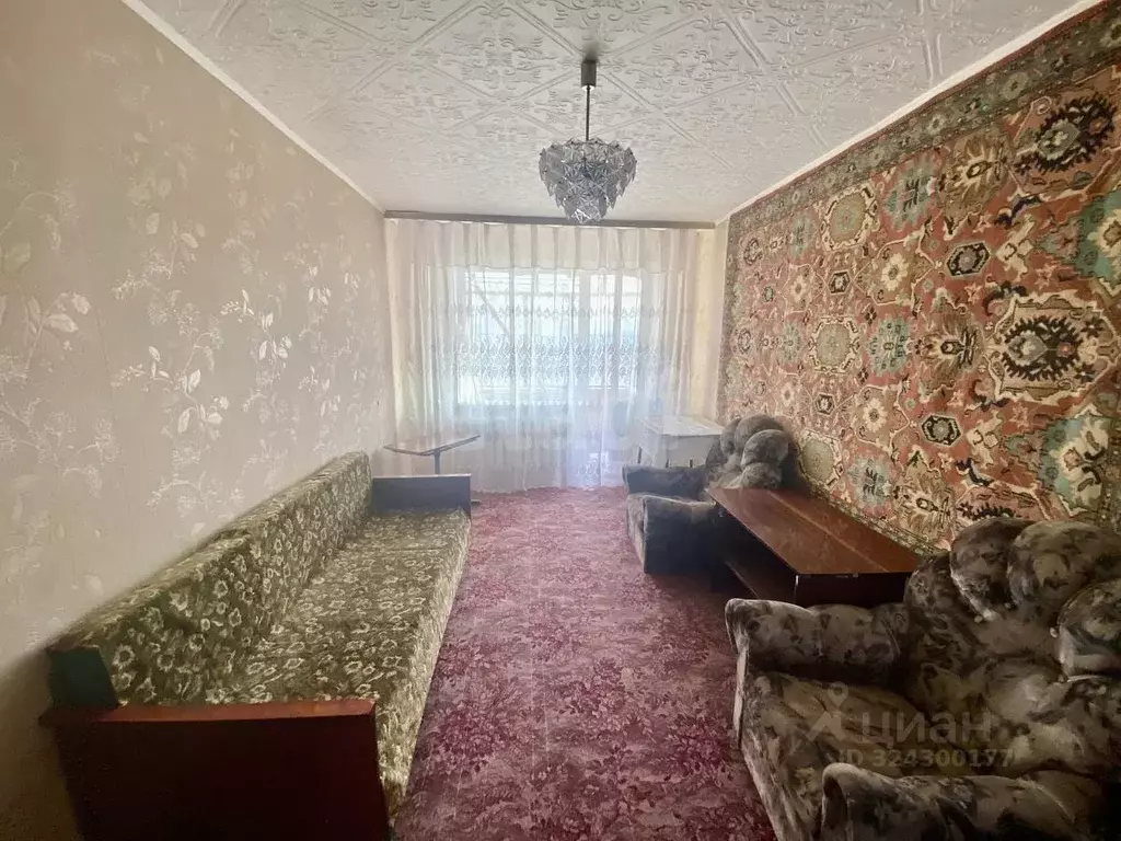 3-к кв. Оренбургская область, Оренбург просп. Дзержинского, 5 (59.3 м) - Фото 1