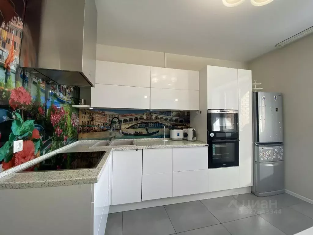 2-к кв. Москва пос. Коммунарка, ул. Бачуринская, 4к1 (66.3 м) - Фото 1