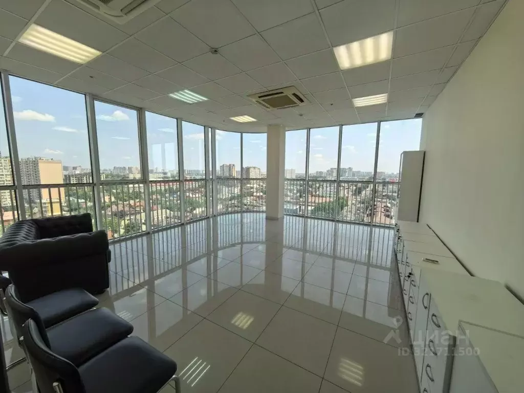 Офис в Краснодарский край, Краснодар Северная ул., 405 (219 м) - Фото 2