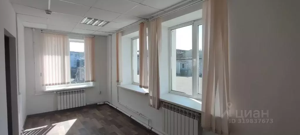 Офис в Ярославская область, Ярославль ул. Гагарина, 62А (50 м) - Фото 1