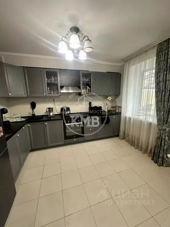 Дом в Ставропольский край, Минеральные Воды Полевой пер., 10А (430 м) - Фото 1