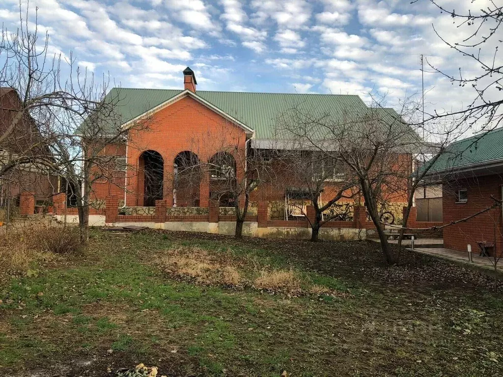 Дом в Краснодарский край, Абинск Ростовская ул., 57 (149 м) - Фото 0