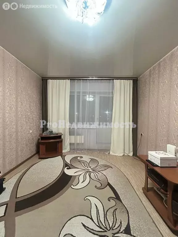 3-комнатная квартира: Кызыл, улица Ооржака Лопсанчапа, 37/1 (63.5 м) - Фото 1