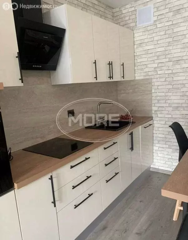 2-комнатная квартира: Калининград, Крымский проезд, 2 (66.2 м) - Фото 2