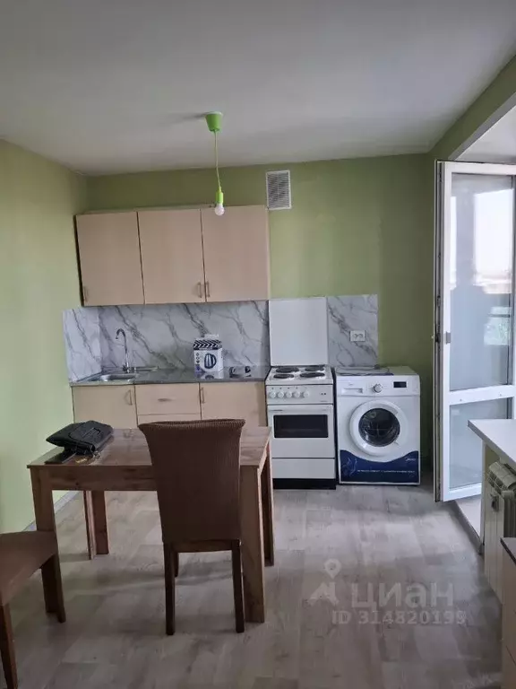 Студия Алтайский край, Барнаул ул. Петра Сухова, 34 (30.0 м) - Фото 1