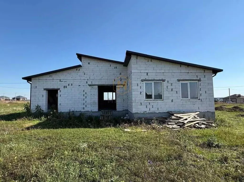 Дом в Белгородская область, Белгородский район, Поселок Разумное ... - Фото 1