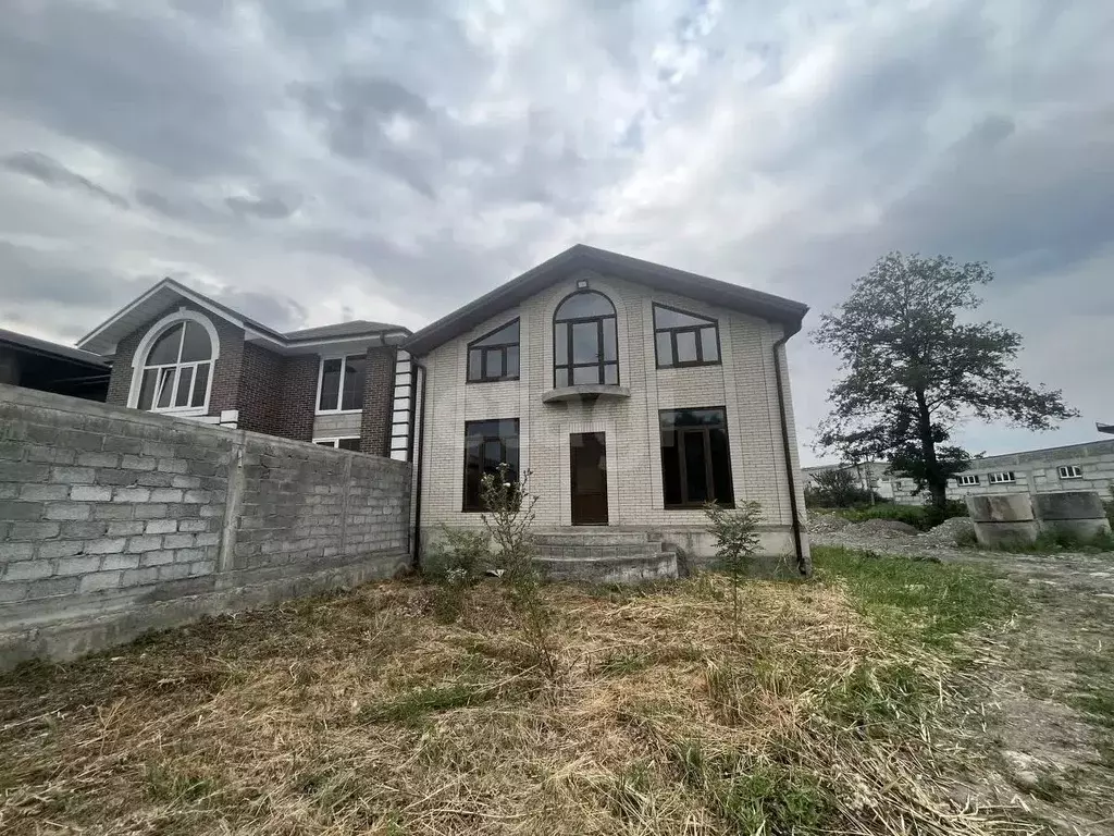 Дом в Северная Осетия, Владикавказ Гизельское ш., 20Н (182 м) - Фото 1