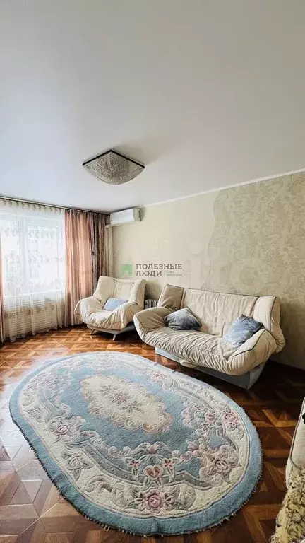 2-к. квартира, 50 м, 2/9 эт. - Фото 0