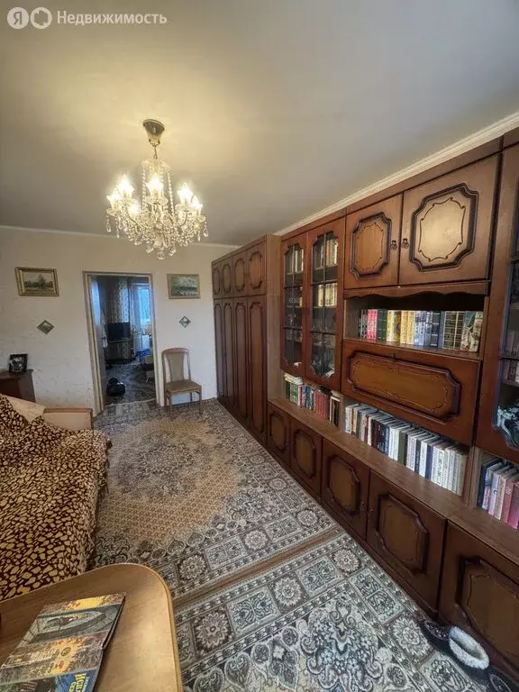 3-комнатная квартира: Волгоград, улица Кирова, 133 (58.6 м) - Фото 1