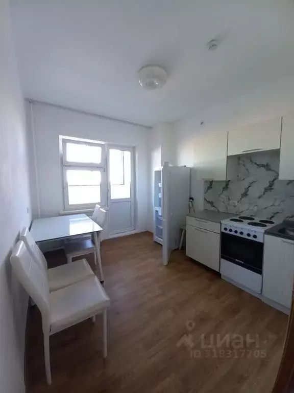 1-к кв. Саха (Якутия), Якутск ул. Дзержинского, 47 (35.0 м) - Фото 0