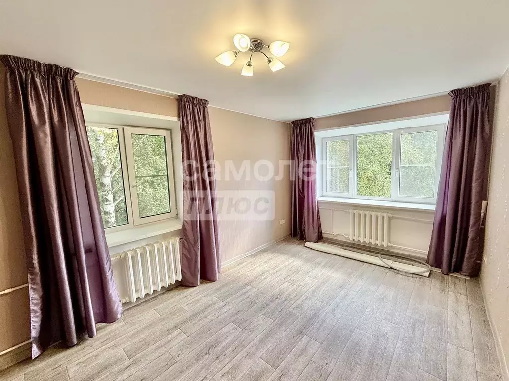 1-к кв. Ярославская область, Переславль-Залесский Чкаловский мкр, 34 ... - Фото 1