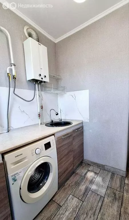 2-комнатная квартира: Керчь, улица Мирошника (48 м) - Фото 2