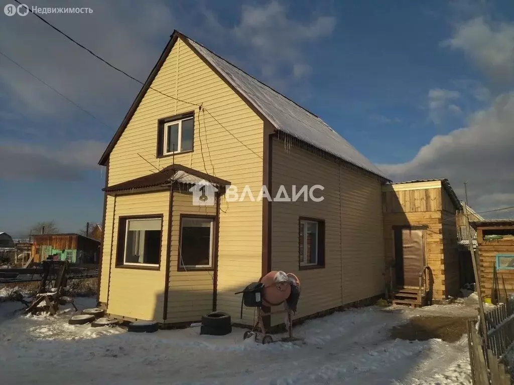 Дом в село Нижний Саянтуй, ДНТ Селенга, Светлая улица, 404 (105 м) - Фото 1