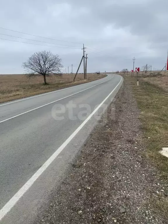 Участок в Крым, Черноморский район, с. Новоивановка  (6.08 сот.) - Фото 1