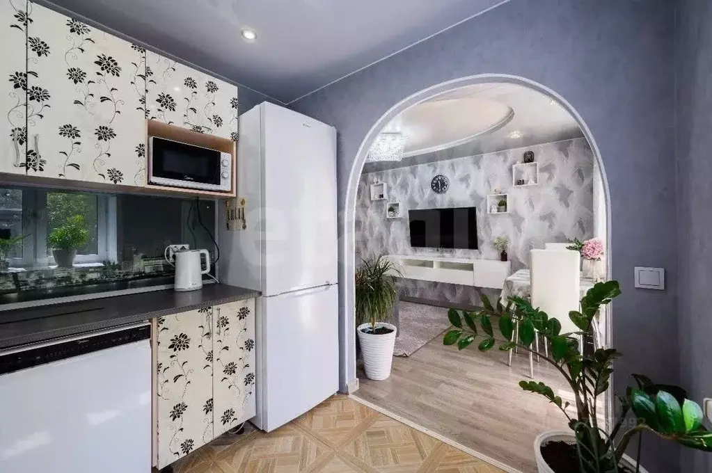 3-к кв. Кировская область, Киров Хлыновская ул., 1 (55.7 м) - Фото 2