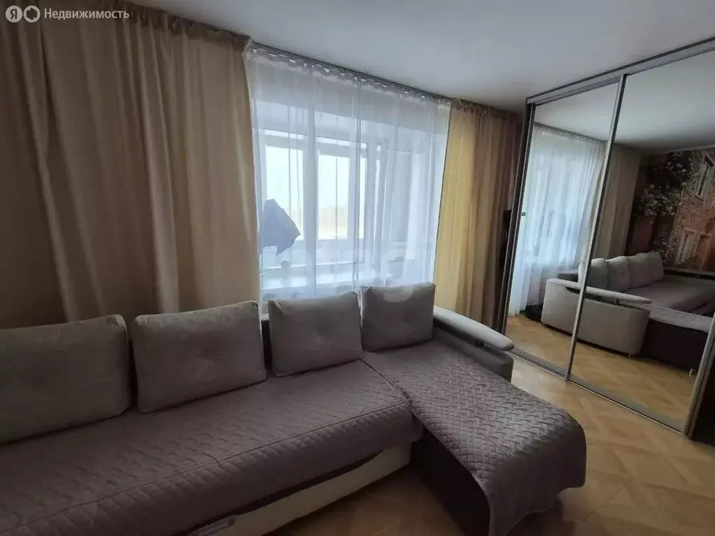 3-комнатная квартира: Ачинск, 8-й микрорайон, 20 (60.4 м) - Фото 1