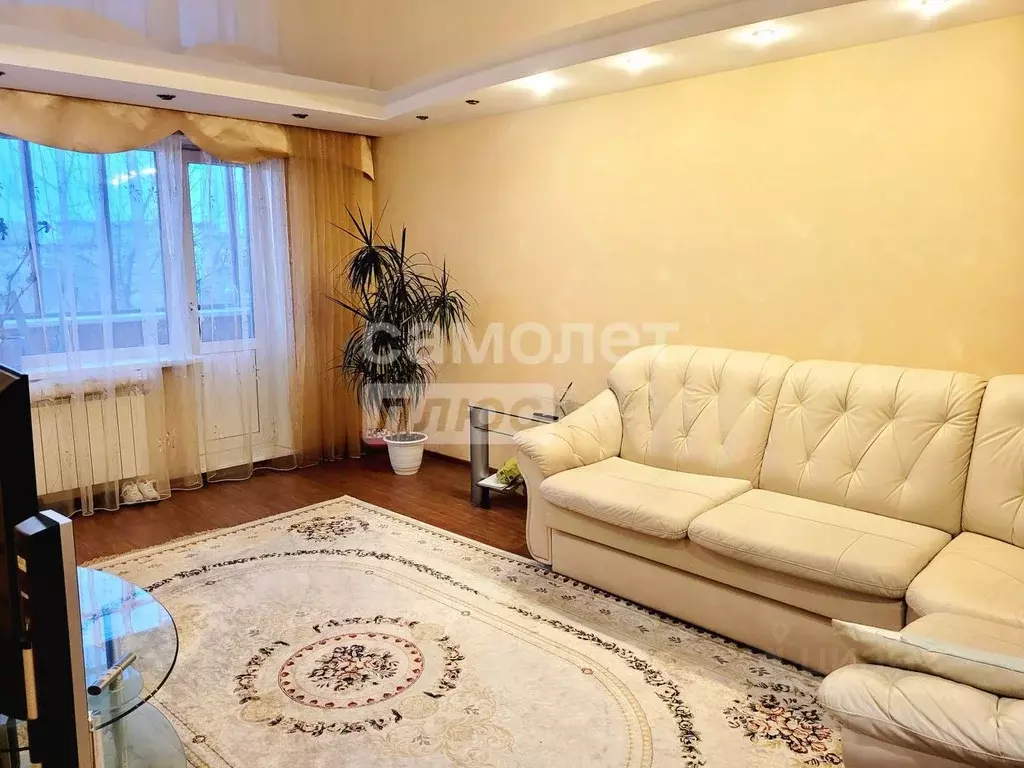 4-к кв. Свердловская область, Каменск-Уральский ул. Кутузова, 35 (74.1 ... - Фото 1