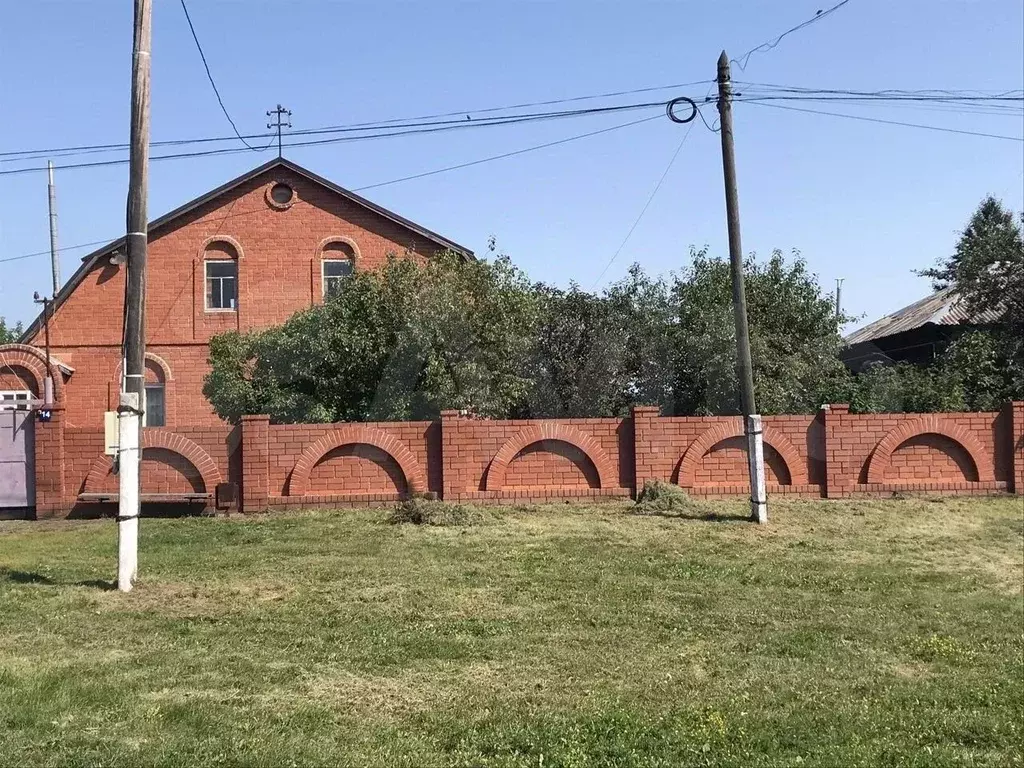 Дом в Тюменская область, Ялуторовский район, с. Зиново ул. Победы, 14 .,  Купить дом Зиново, Ялуторовский район, ID объекта - 50012996796