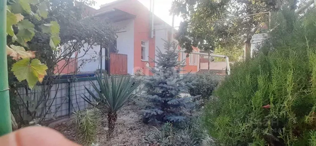 Дом в Крым, Феодосия ул. Челнокова (83 м) - Фото 1