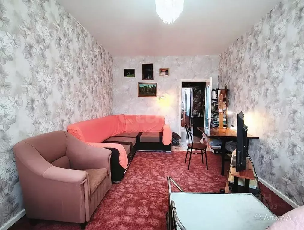 2-к кв. Хабаровский край, Николаевск-на-Амуре Школьная ул., 83 (54.0 ... - Фото 1