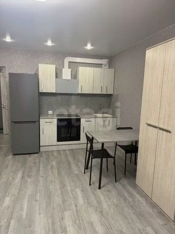 Студия Новосибирская область, Новосибирск ул. Плющихинская, 9 (35.0 м) - Фото 1