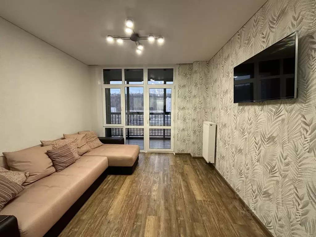 2-к кв. Красноярский край, Красноярск Свердловская ул., 6Е (41.8 м) - Фото 2