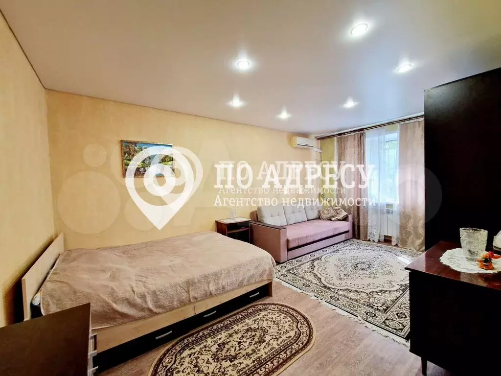 1-к. квартира, 37 м, 1/10 эт. - Фото 1