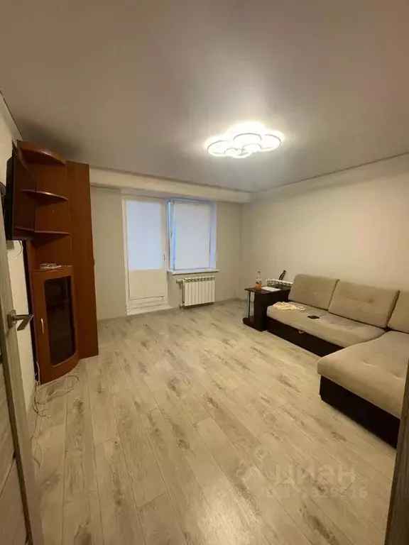 1-к кв. Татарстан, Набережные Челны 65-й комплекс, 21 (33.0 м) - Фото 0