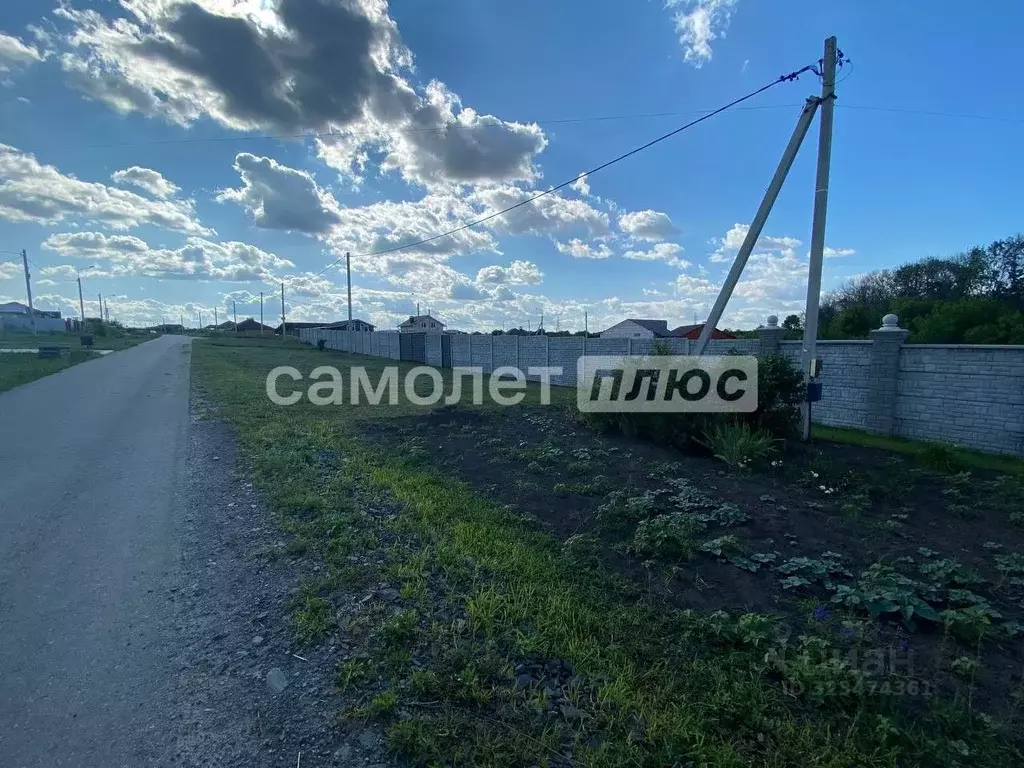 Участок в Белгородская область, Белгород Юго-Западный-2.2 мкр, пер. ... - Фото 2