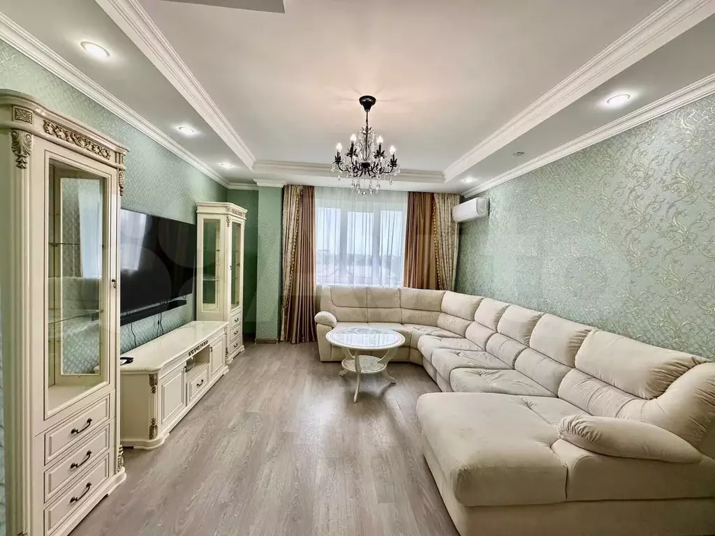 3-к. квартира, 105 м, 7/10 эт. - Фото 0