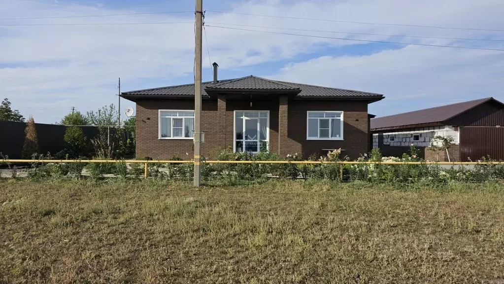 Дом в Воронежская область, Борисоглебский городской округ, с. Чигорак ... - Фото 1