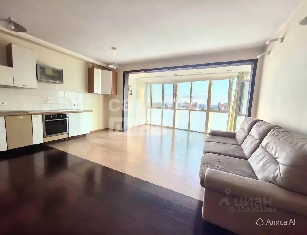 4-к кв. Иркутская область, Иркутск Байкальская ул., 202/12 (98.0 м) - Фото 1