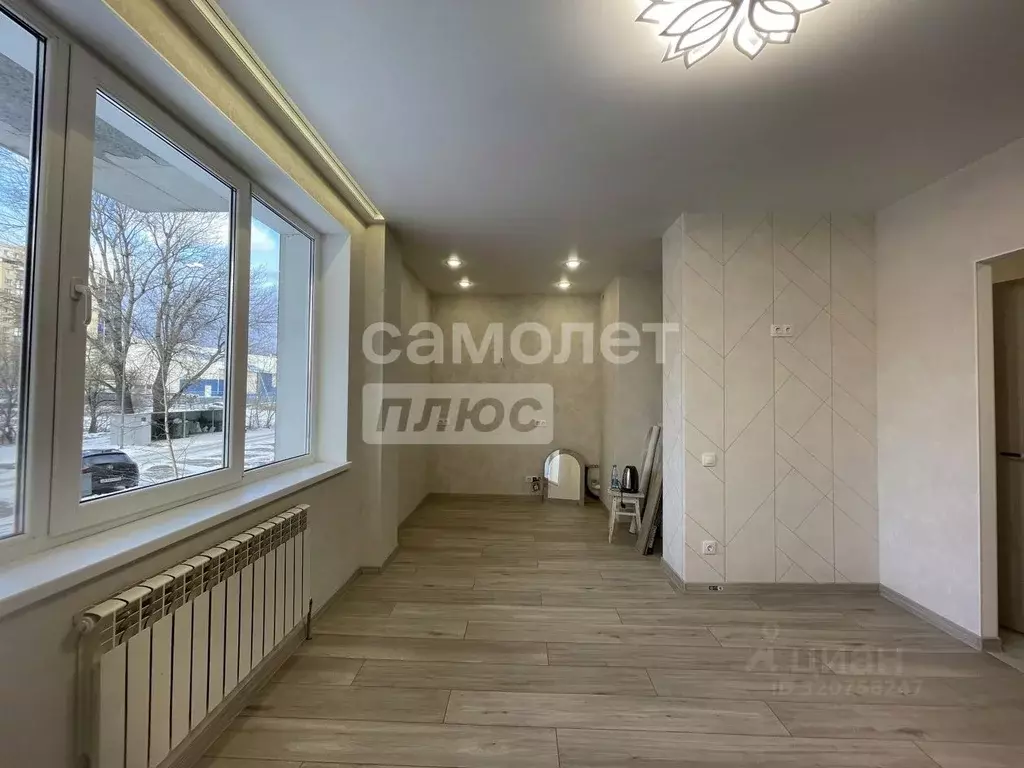 2-к кв. Волгоградская область, Волгоград бул. 30-летия Победы, 42 ... - Фото 0