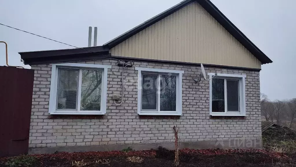Дом в Белгородская область, Новооскольский муниципальный округ, с. ... - Фото 0