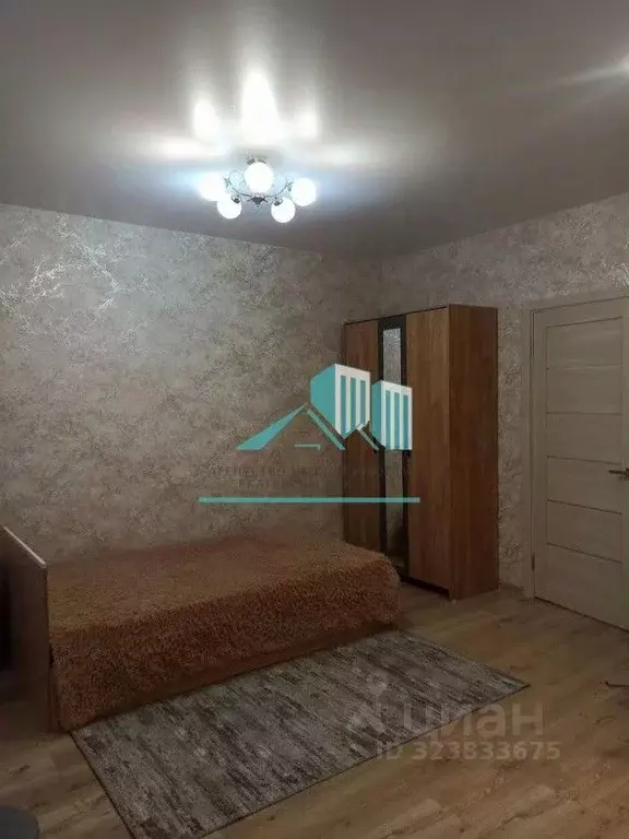 Студия Калужская область, Калуга бул. Солнечный, 18 (30.0 м) - Фото 1