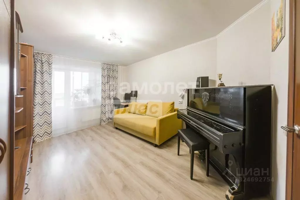 3-к кв. Свердловская область, Екатеринбург ул. Электриков, 11 (67.8 м) - Фото 2