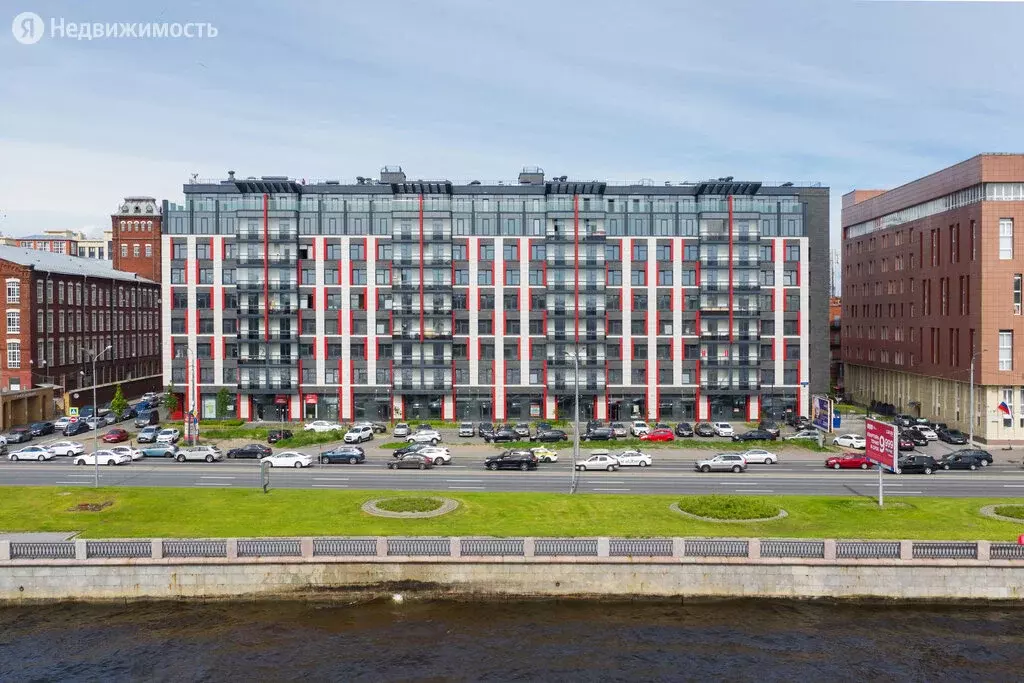 3-комнатная квартира: Санкт-Петербург, улица Александра Матросова, 3 ... - Фото 1