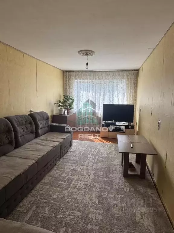 2-к кв. Омская область, Омск ул. 50 лет ВЛКСМ, 4 (48.0 м) - Фото 1