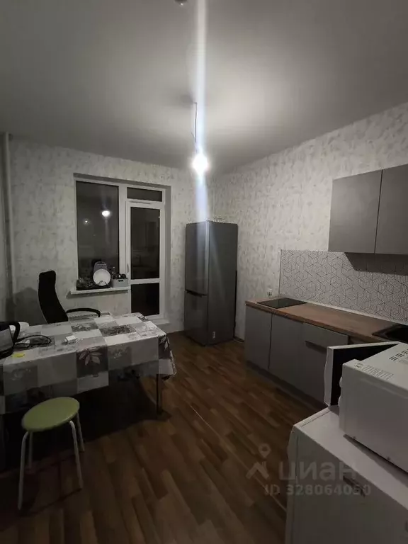 2-к кв. Пермский край, Пермь Переселенческая ул., 104 (62.0 м) - Фото 1