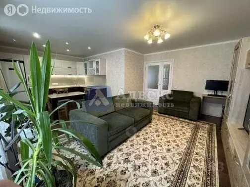 3-комнатная квартира: Тюмень, Тихий проезд, 4 (75 м) - Фото 2
