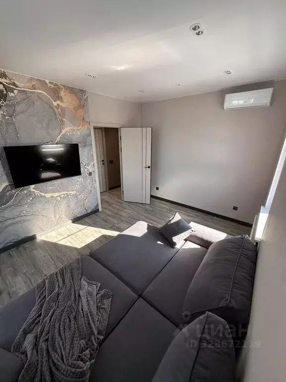 2-к кв. Хабаровский край, Хабаровск Амурский бул., 31 (55.0 м) - Фото 1