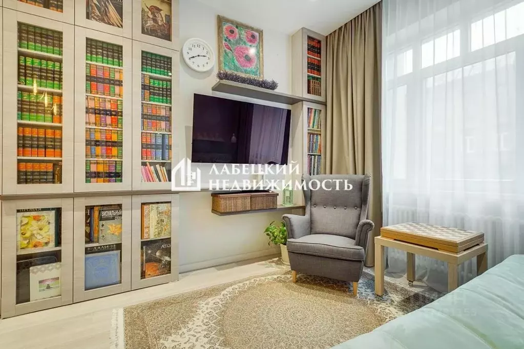 2-к кв. Санкт-Петербург ул. Куйбышева, 13 (80.3 м) - Фото 0