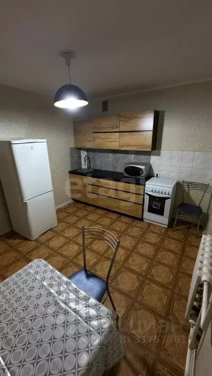2-к кв. Тюменская область, Тюмень ул. Ватутина, 79к1 (65.0 м) - Фото 0