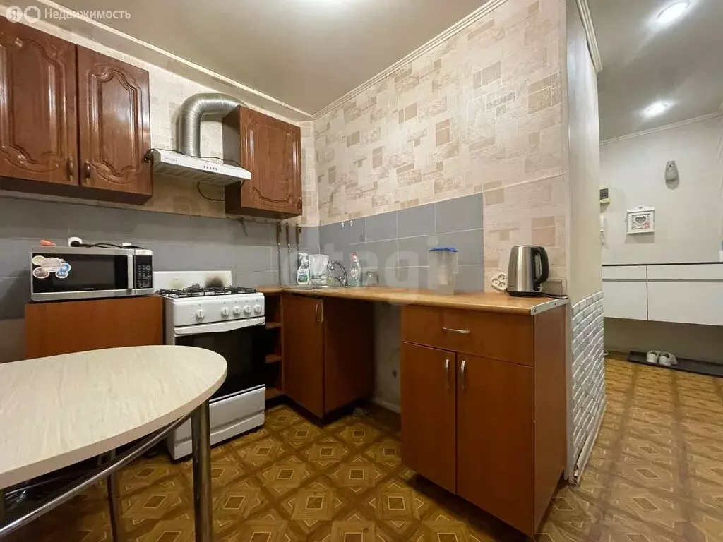 1-комнатная квартира: Энгельс, улица Колотилова, 48 (28 м) - Фото 0