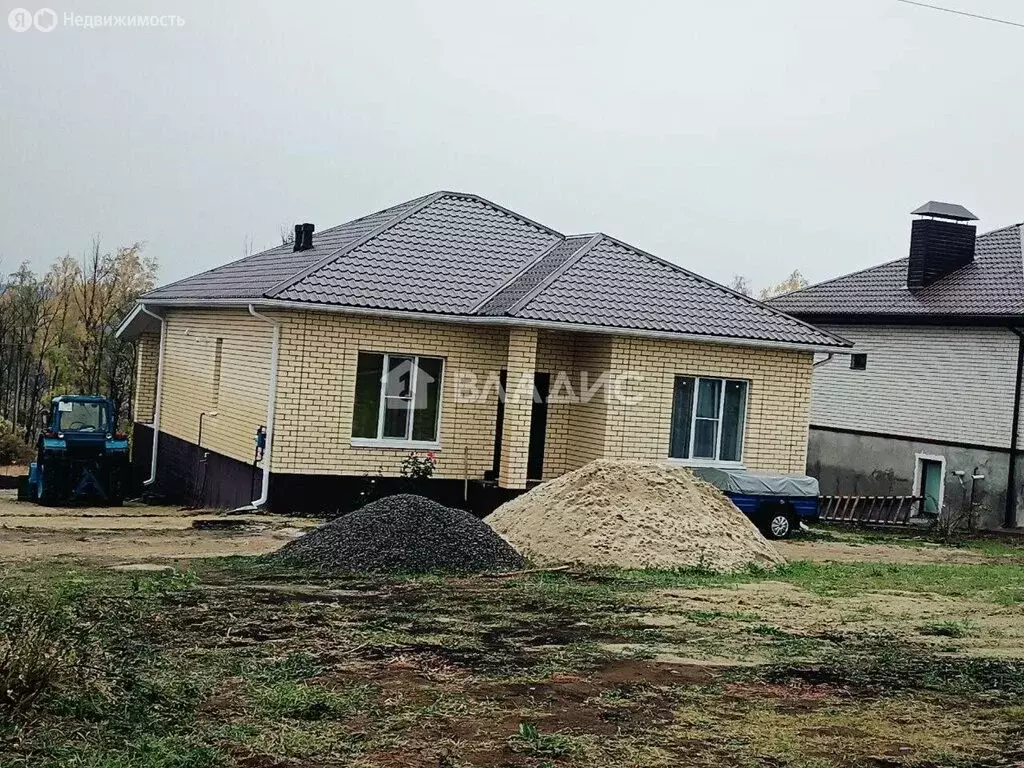 Дом в Северный, рабочий посёлок Северный, Меловая улица (110 м) - Фото 1