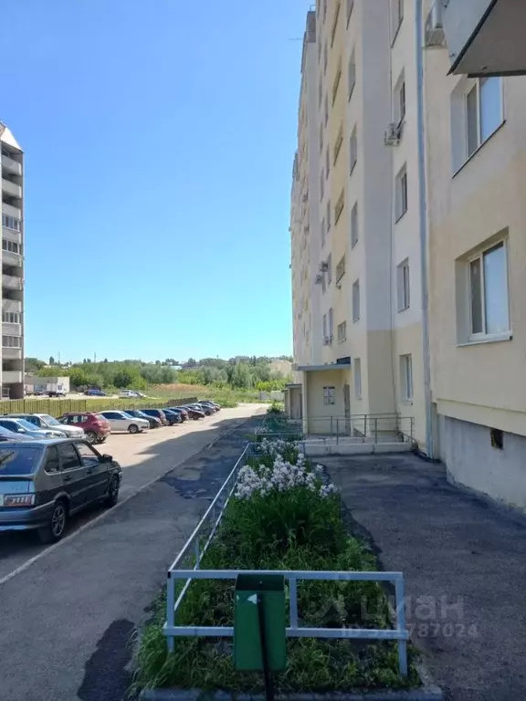 1-к кв. Саратовская область, Саратов проезд 2-й Азовский, 32 (37.0 м) - Фото 0